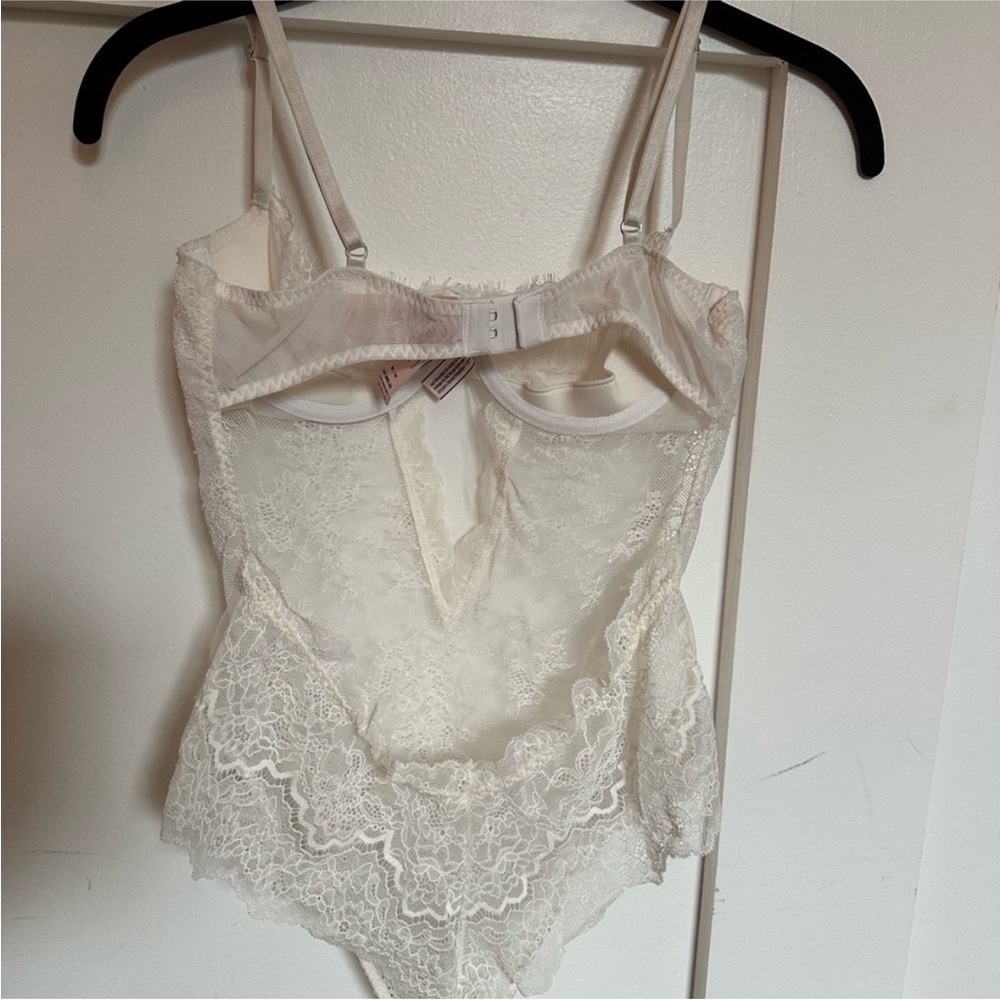 VICTORIAS SECRET lace bodysuit lingerie - Picture 3 of 4
